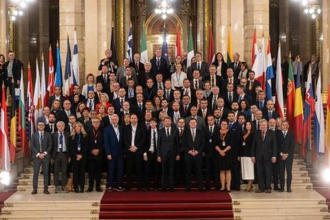 Foto: by parleu2024_hu