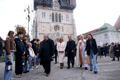 Photo: Hina/Daniel Kasap