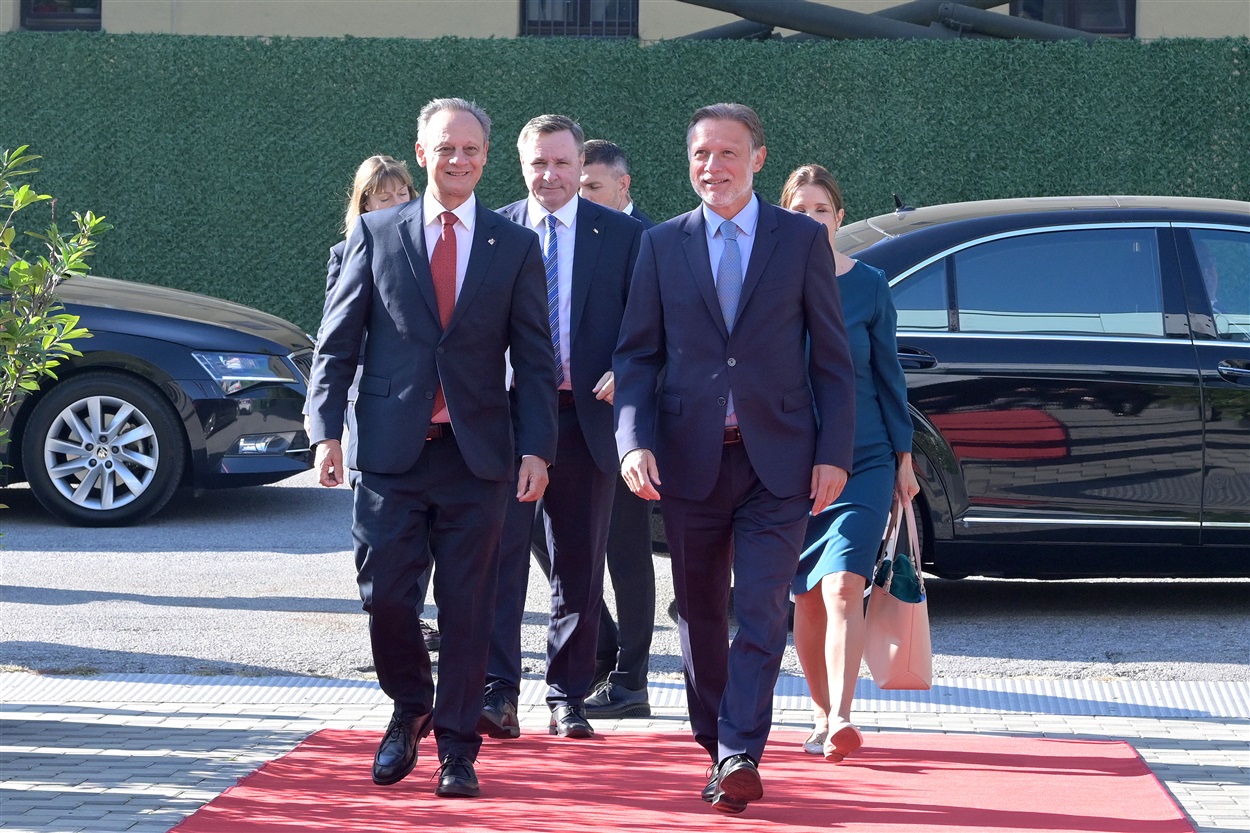 Croatian Parliament Speaker Gordan Jandroković with Stefan Engler, President of the Council of States of Switzerland (Photo: Croatian Parliament)